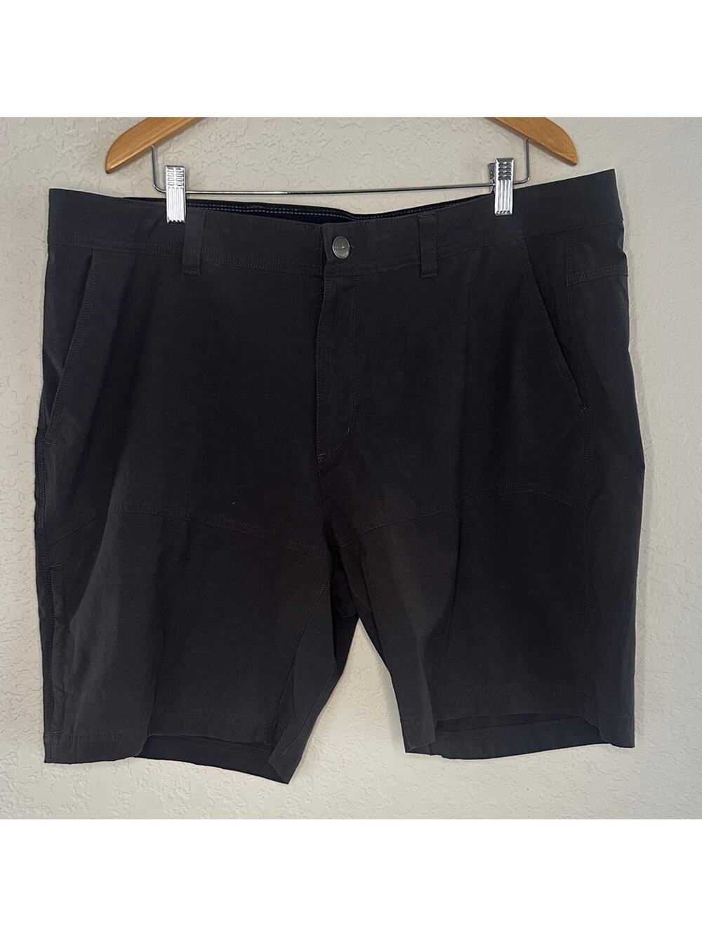 Ascend Hiking Trail Shorts Mens Size 42 Stretch Gray Zipper Pocket Performance